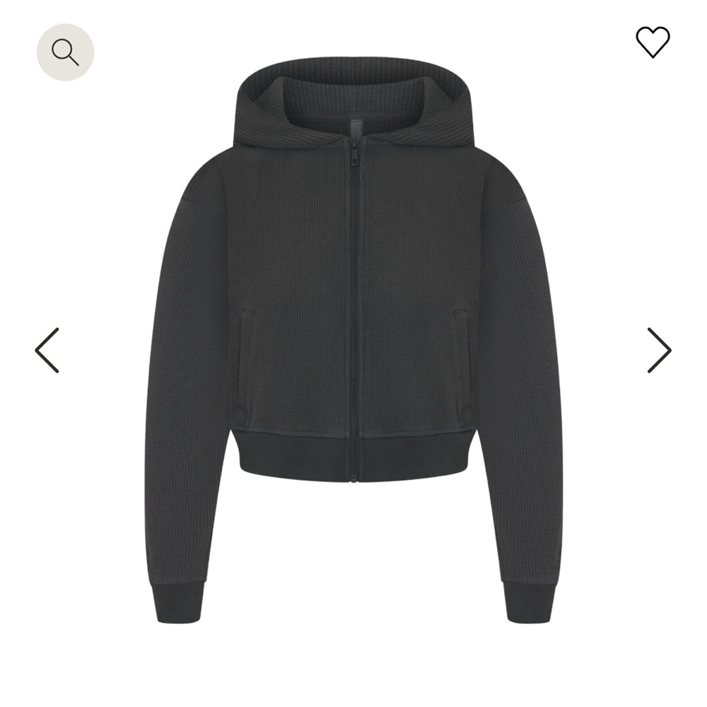 Skims Heavy Waffle Knit Cropped Hoodie. Ash gray